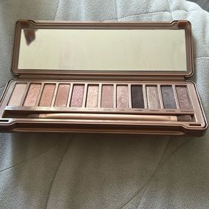 Urban Decay Naked3 Eye Shadow Palette